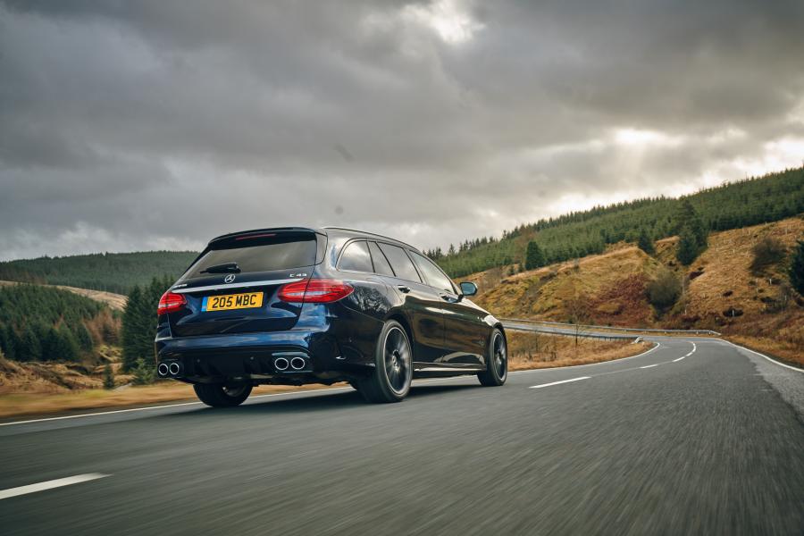  Mercedes-AMG C43 4Matic Estate (S205) 2018 года  (UK) (фото 24 из 40)